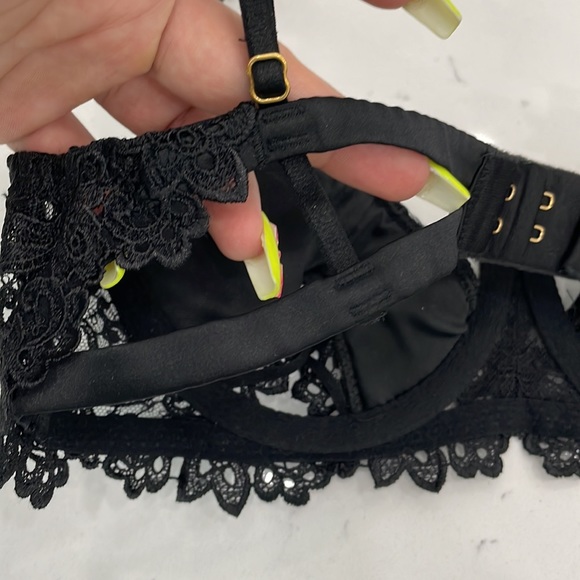 Victoria Secret designer collection bra - Picture 7 of 10